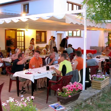 Belvilla By Oyo Vakantiepark Isa¡bena 4 Prázdninový dům